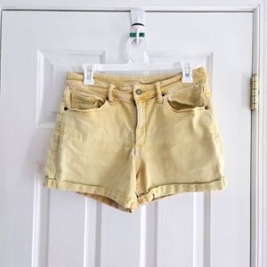 Yellow Women's Shorts Size 10